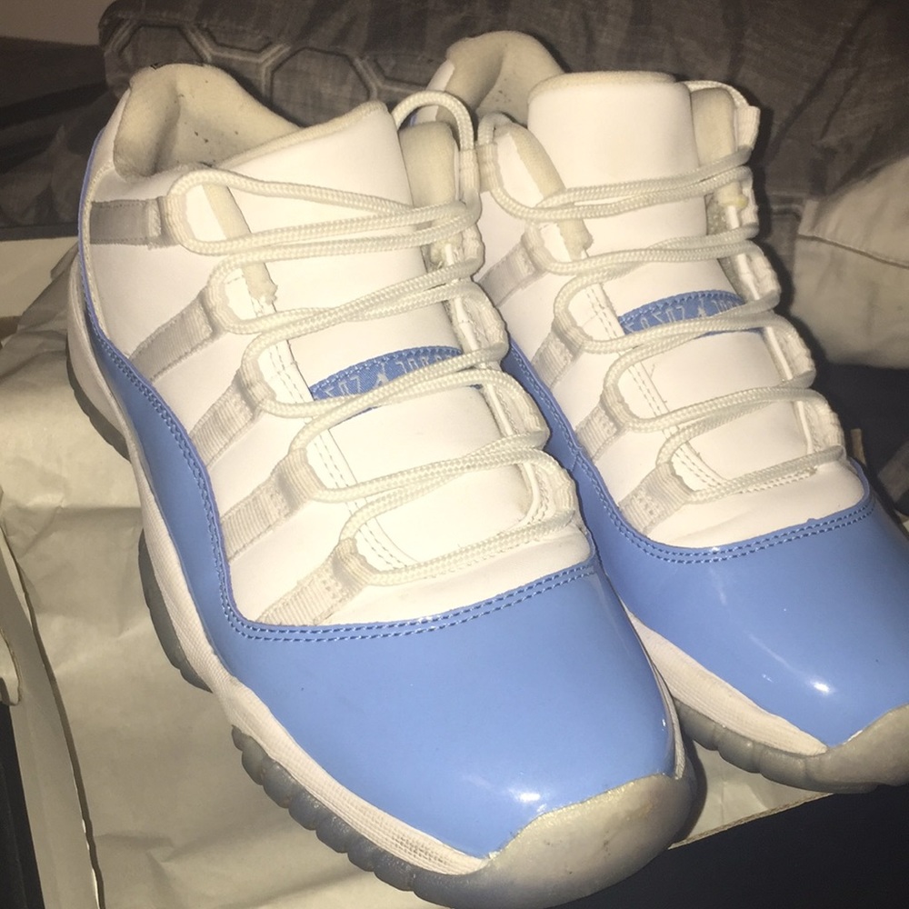 Size 7 in Boys Retro 11 Jordan’s